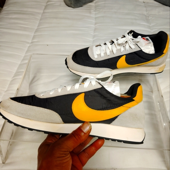 【NIKE】AIR TAILWIND 79 BLACK UNIVERSITY GOLD ★ Air Tailwind 79 'Black University Gold 11.5